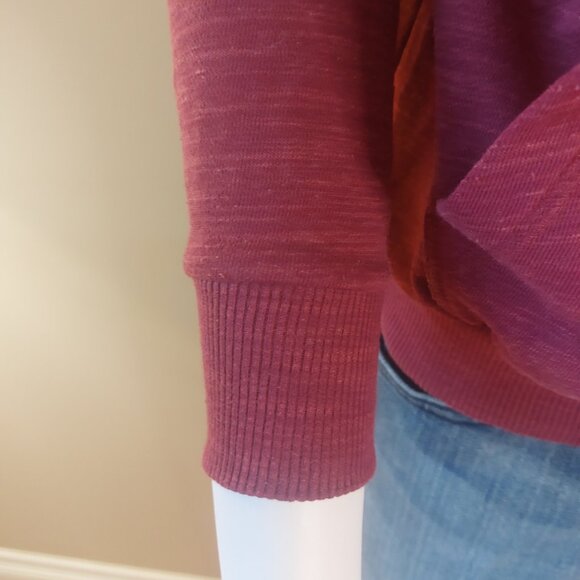 Reebok Sweatshirt - Picture 7 of 15